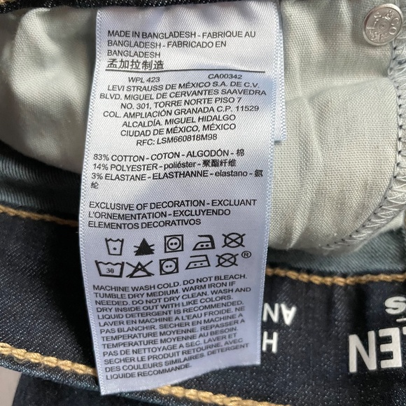 Levi's Women's Denim Jeans Dark Washed Stretch W30 EUC - Picture 8 of 10